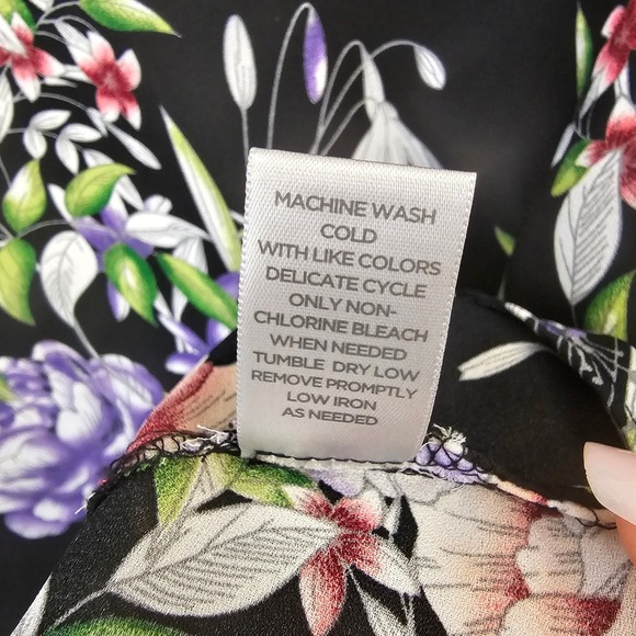 Avenue Black Dark Floral Top Womens 18/20 Lattice Back V-Neck 3/4 Sleeve Career - Picture 6 of 13